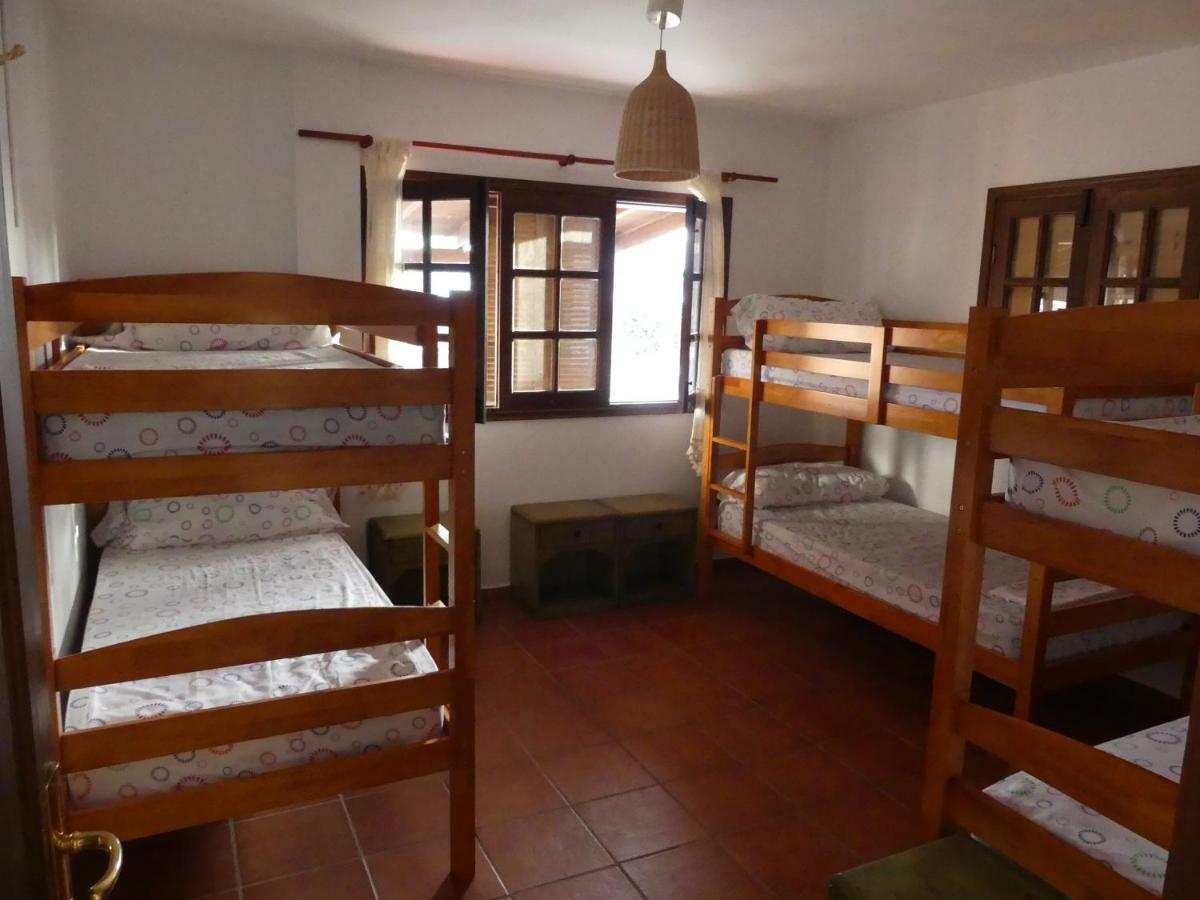 Warung Hotel Лахарес Екстериор снимка